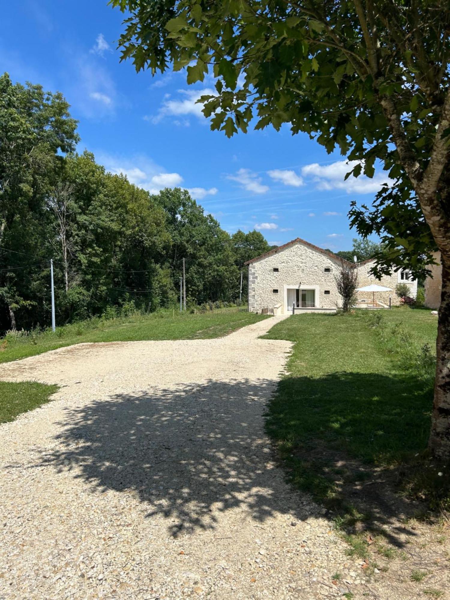 Villa L Etable A Bois Trélissac Exterior foto